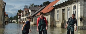 Oranžni alarm! Spet grozijo poplave