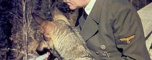 Zgodovinarji priznali: Hitler se ni ustrelil v glavo