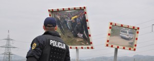Ob meji pogrešajo že sedem ljudi, našli tri trupla
