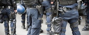 V Ženevi prijeli moška z avtomobilom s sledmi eksploziva