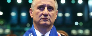 Vlada nadaljuje brez Petrova