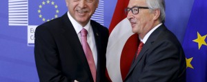 Erdogan Evropo vzel za talko in ji grozi z begunci