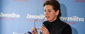 Alenka Bratušek želi odstraniti Borisa Štefaneca