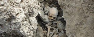 Planincem sapo vzela spalna vreča človeških kosti in lanskoletni izvod časopisa