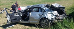 FOTO: Zapeljal s ceste in pristal v jarku