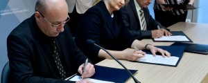 Vlada in policijska sindikata podpisala sporazum