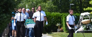 Po Arininem zadnjem slovesu se je oglasil pretreseni oče