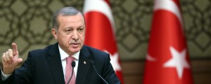 Erdogan Zahod obtožil podpiranja terorizma