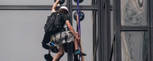 VIDEO IN FOTO: Splezati je hotel do Trumpa