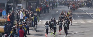 FOTO: Prestolnica v znamenju teka; Kenijec Laban Mutai zmagal na 42 km