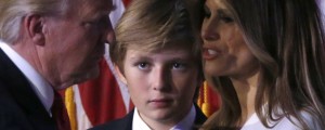 VIDEO: Zaradi namigovanj Melania v tožbo