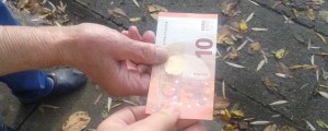 Naj vas njihove priprošnje ne zavedejo – preverite, če imajo dovoljenje