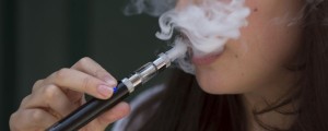 E-cigarete mlade navajajo na nikotin