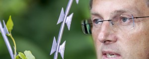 Je dogajanje priprava za koalicijo Cerar-Janša?