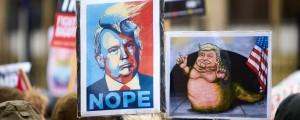 Več tisoč jih je vzklikalo: "Trumpa v smeti!"