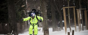 VIDEO: Filip Flisar po Mariboru z raketnim nahrbtnikom