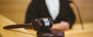 Sodnica domnevnega posiljevalca oprala krivde, ker žrtev ni kričala