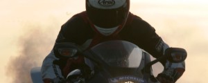 Policiste popravil! Ni vozil le 200, ampak tudi do 260 km/h