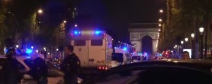 VIDEO: V streljanju ubita policist in napadalec