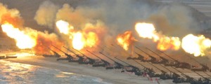 Severna Koreja na ameriško podmornico odgovarja s topovi
