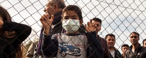 V humanitarni organizaciji spolno izkoriščali begunce