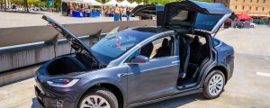 Neznosna lahkost kraje avtomobilov Tesla