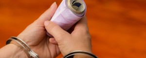 44-letnica iz Ilirske Bistrice utajila za skoraj pol milijona davkov
