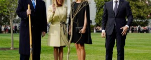 Macron bo Trumpu v dar dal novo drevo
