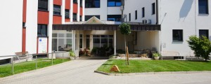 V jugovzhodni Sloveniji je javno življenje zastalo, največ okuženih v Metliki