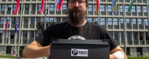 Slovenci so za omejitev županskih mandatov