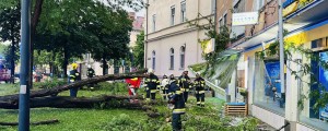 FOTO: Na severu Slovenije so si oddahnili, povsem drugače je bilo na drugi strani meje