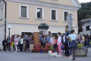 FOTO: Nakup pod zvezdami oživil Krško