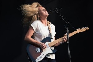 HIT DNEVA: Lissie &#39;Don&#39;t You Give Up On Me&#39;