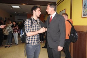 Foto: Predsednik Borut Pahor obiskal SŠ Črnomelj
