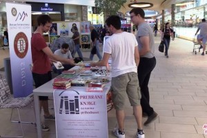 FOTO in VIDEO: Rotaract klub Novo mesto zbira knjige