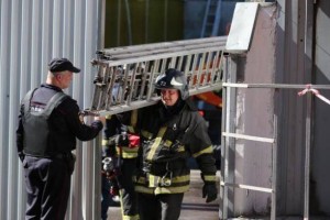 V požaru v skladišču v Moskvi več mrtvih 