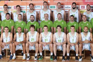 Slovenski košarkarji z Bolgari