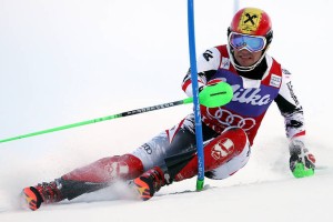 Hirscherju ob odsotnosti Kristoffersna slalom v Leviju