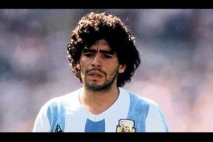 Maradona bo postal ambasador Napolija 
