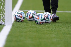 SLOVENSKI STROKOVNJAK najprej kot trener poskrbel za POTRES in menjavo, nato kot igralec premagal ZVEZDO
