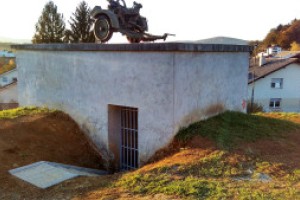 FOTO: Urejen vhod v bunker na Drski