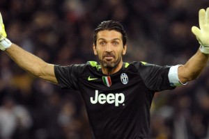 DRAMA V SLAČILNICI JUVENTUSA! Veliki Buffon obračunal s TEM soigralcem, krivcem za DVA PORAZA!