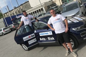 FOTO: Aleš in Uroš lovita kolesarje Po Sloveniji - prvi zmagovalec Consonni