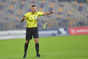 JE ALI NI? Derbi zaznamovala tudi sporna odločitev sodnika Skomine (video)