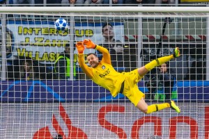 VELIKE TEŽAVE za Inter: Prihaja zelo neprijetno obdobje, kaj bo s Samirjem Handanovićem?!