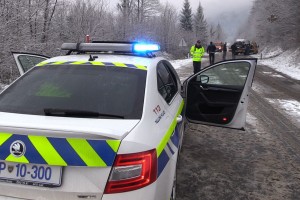 AVDIO&FOTO: Prometno nesrečo pri Kočevskih Poljanah povzročila neprilagojena hitrost