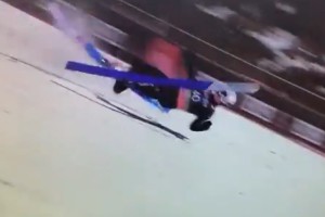 Kako HUD PADEC: Planica na treningu pokazala ZOBE, skupil jo je mladi Norvežan! (video)