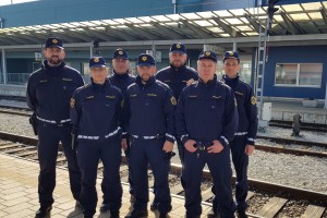 FOTO: Na Policijski upravi Novo mesto ponosni na sodelavce, ki znajo pomagati
