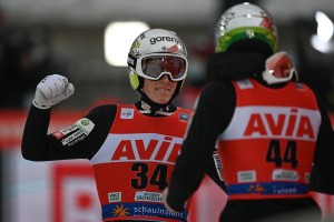 V Oberstdorfu postaja VROČE! DVA SLOVENCA pričakovano med NAJBOLJŠIMI!