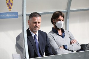 Kar je Maribor naredil po NAJVEČJEM ŠOKU, ni pričakoval nihče! Na gostovanju pri Taboru je ...